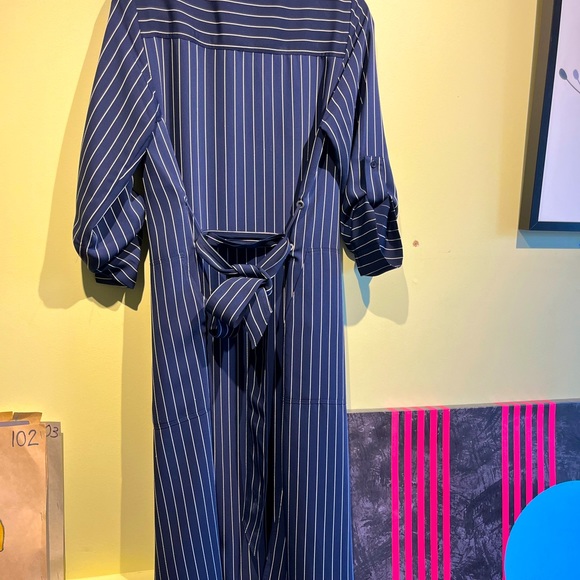 Babaton - Picture 2 of 4